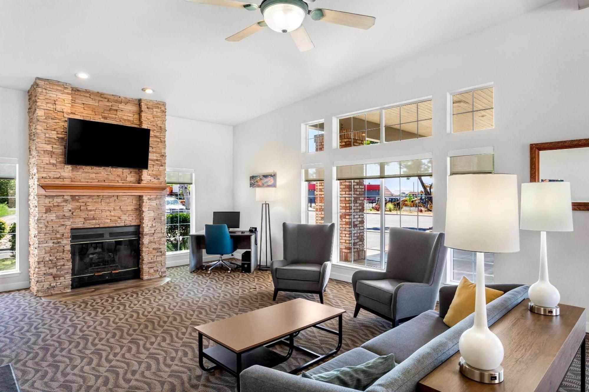 Comfort Inn & Suites Susanville Extérieur photo